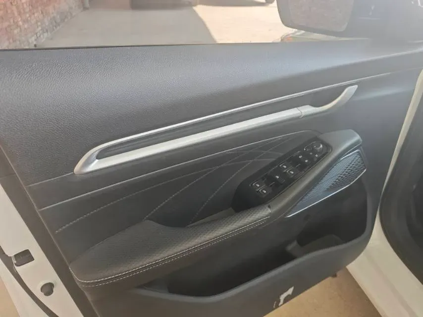 2023 Geely Emgrand 1.5L 127HP L4 CVT,autocango,china used car exporter,china ev exporter,chinese used car exporter,chinese used ev exporter