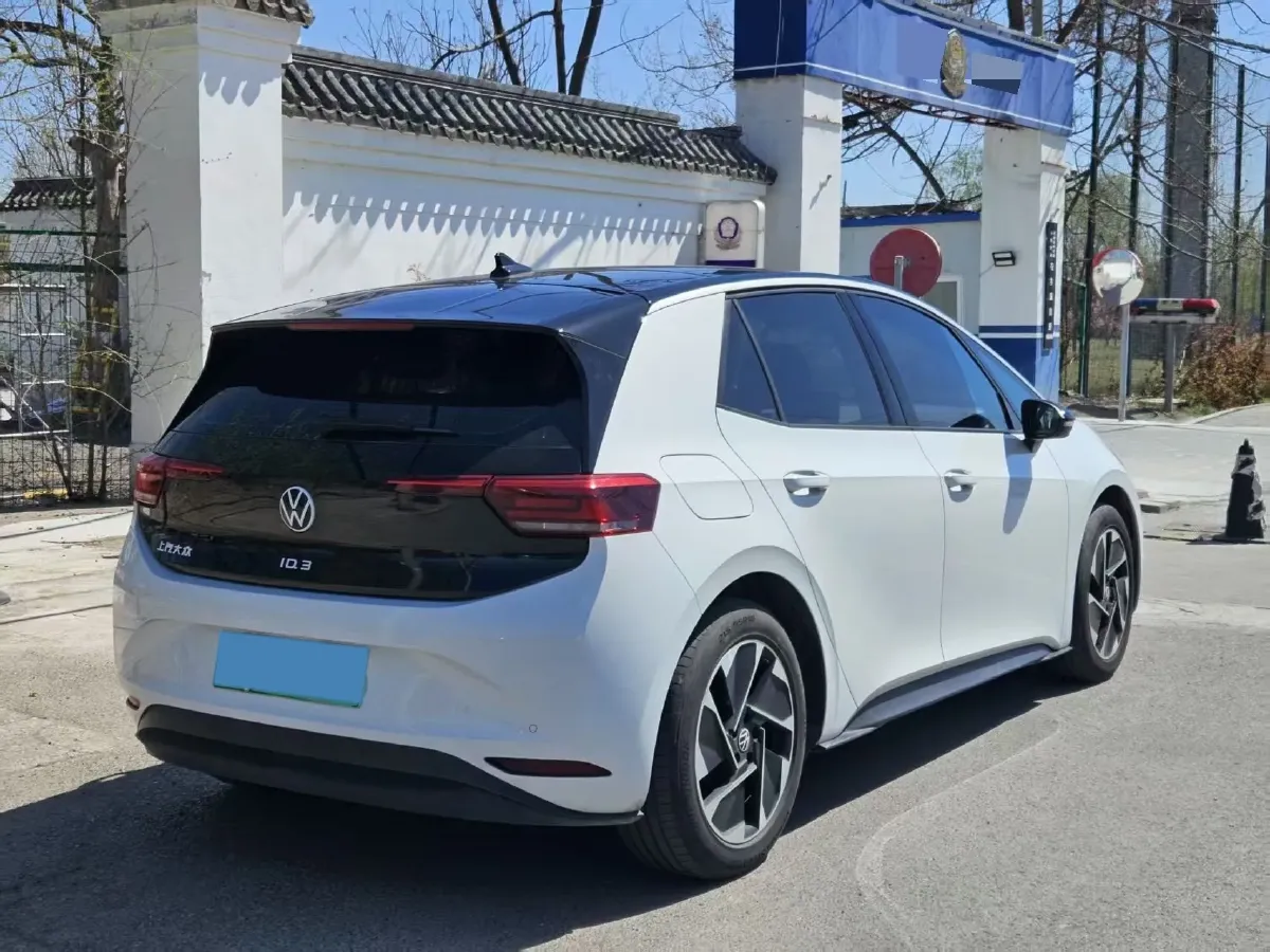 2023 Volkswagen ID.3 BEV 52.8KWH,autocango,china used car exporter,china ev exporter,chinese used car exporter,chinese used ev exporter
