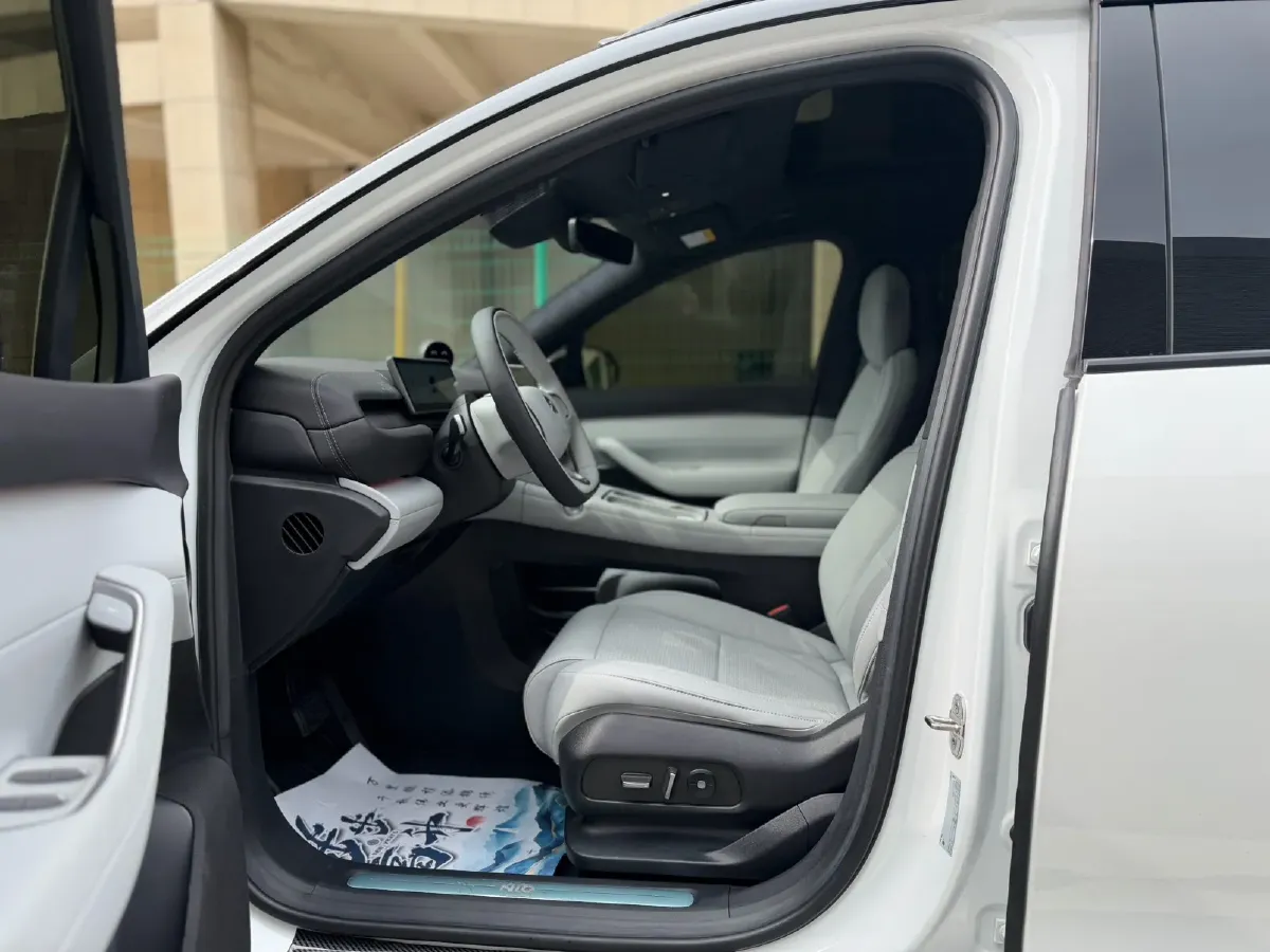 2024 NIO ES6 BEV 75KWH,autocango,china used car exporter,china ev exporter,chinese used car exporter,chinese used ev exporter