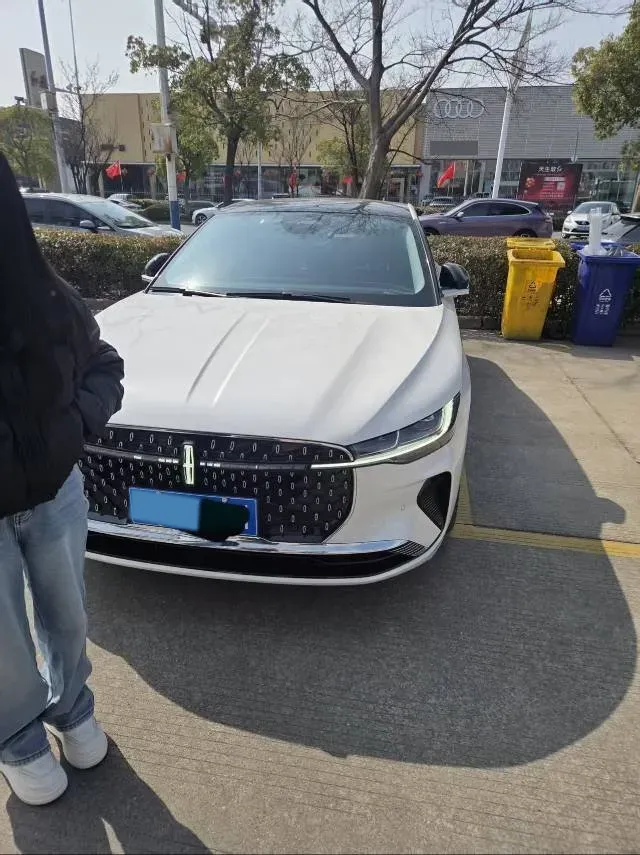 2024 Lincoln Z 2.0T 261HP L4 8AT,autocango,china used car exporter,china ev exporter,chinese used car exporter,chinese used ev exporter