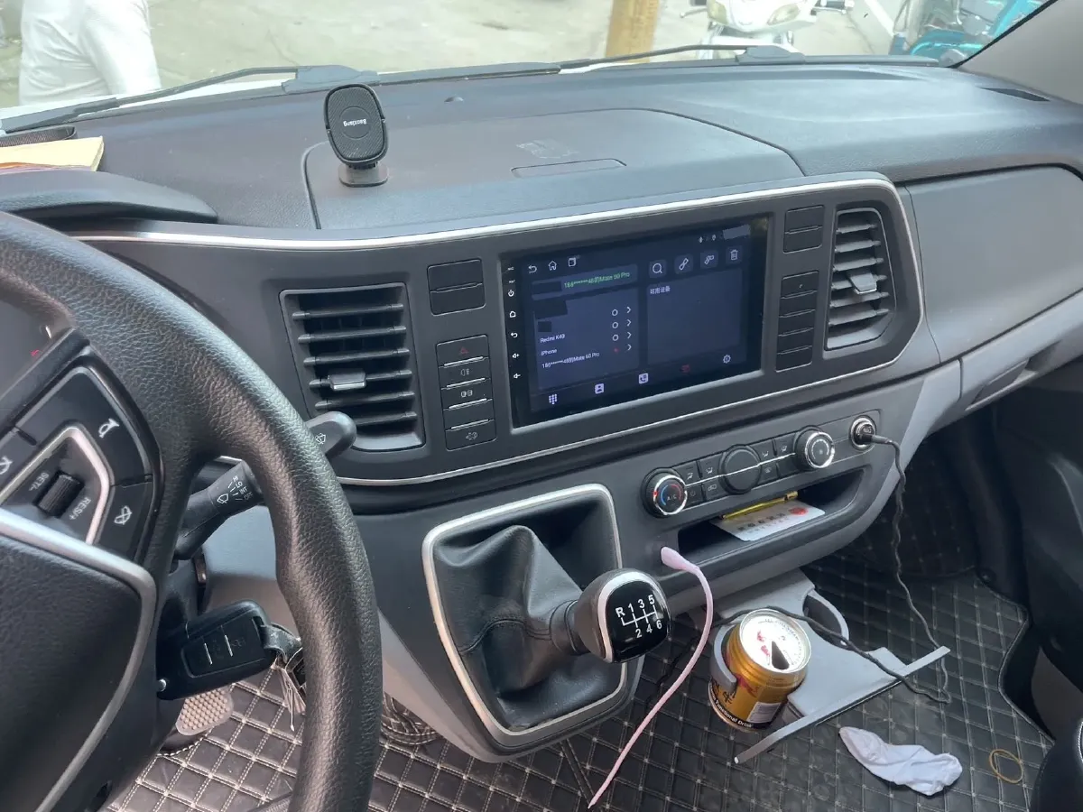 2024 MAXUS XinTu V80 2.0T 147HP L4 6MT,autocango,china used car exporter,china ev exporter,chinese used car exporter,chinese used ev exporter