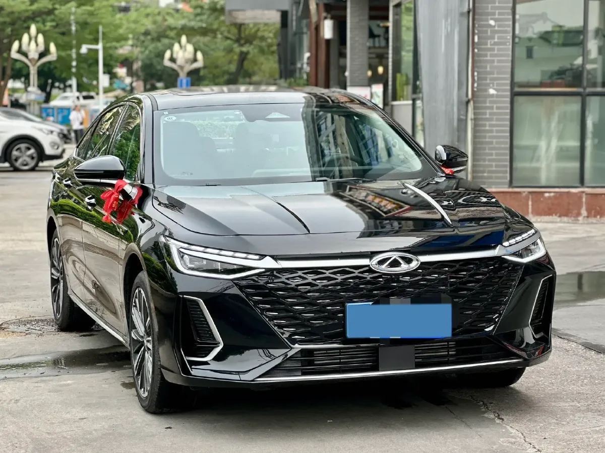2025 Chery Arrizo 8 1.6T 197HP L4 7DCT,autocango,china used car exporter,china ev exporter,chinese used car exporter,chinese used ev exporter