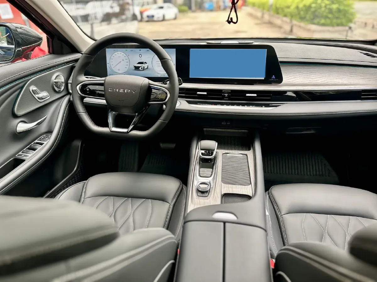 2025 Chery Arrizo 8 1.6T 197HP L4 7DCT,autocango,china used car exporter,china ev exporter,chinese used car exporter,chinese used ev exporter