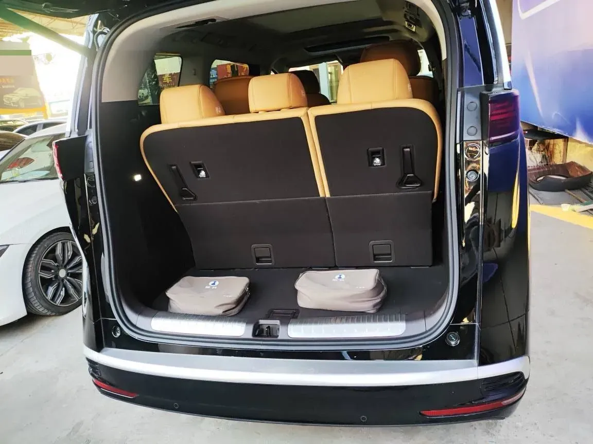 2024 Denza D9 1.5T 139HP L4 E-CVT PHEV 40KWH,autocango,china used car exporter,china ev exporter,chinese used car exporter,chinese used ev exporter