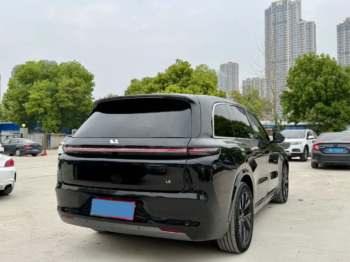 2023 Li L8 Range Extended 154HP REEV 40.9KWH,autocango,china used car exporter,china ev exporter,chinese used car exporter,chinese used ev exporter
