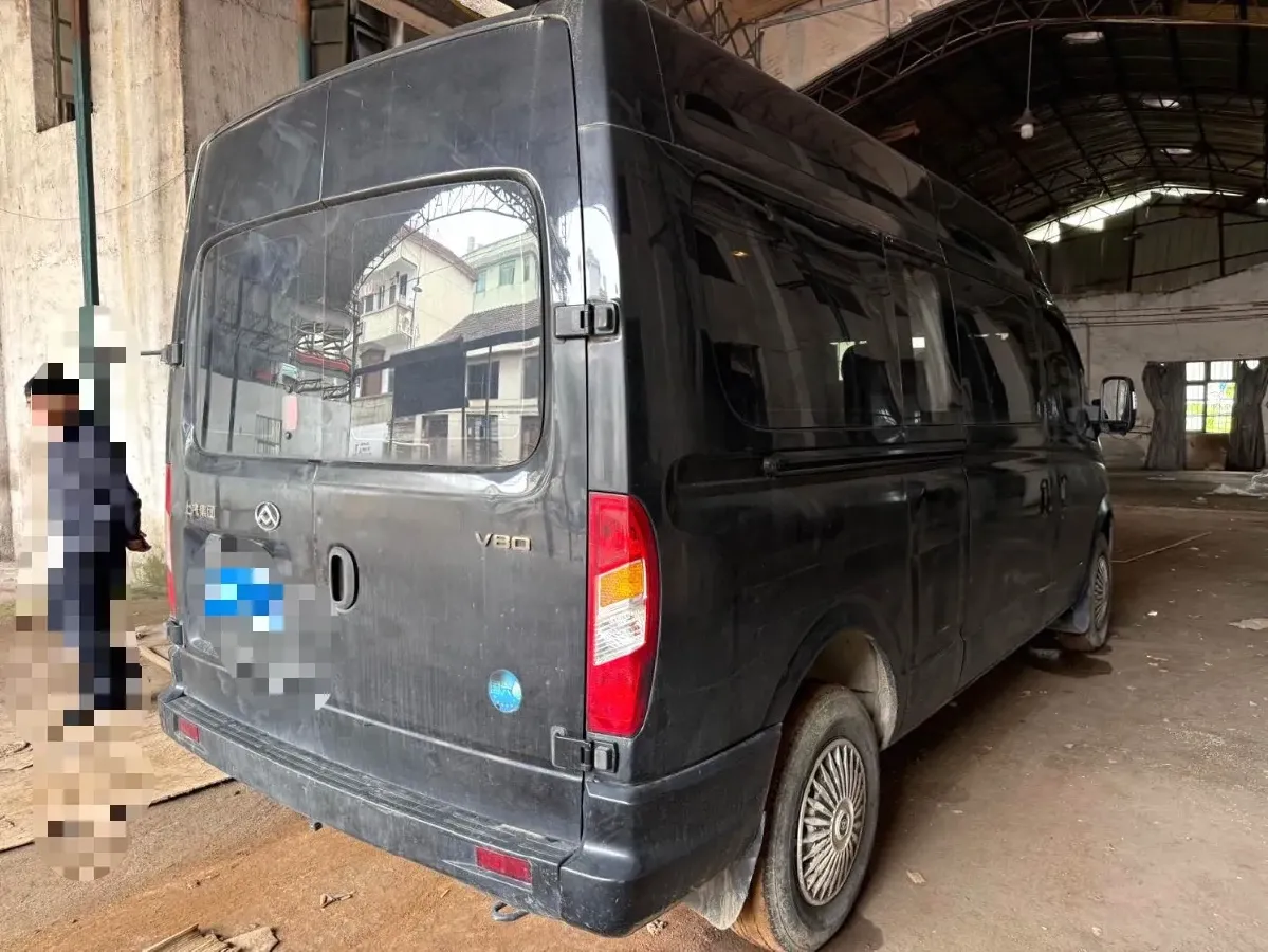 2021 MAXUS XinTu V80 2.0T 127HP L4 6MT,autocango,china used car exporter,china ev exporter,chinese used car exporter,chinese used ev exporter