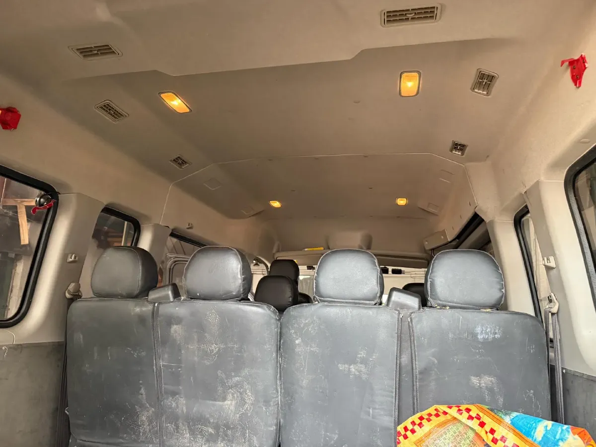 2021 MAXUS XinTu V80 2.0T 127HP L4 6MT,autocango,china used car exporter,china ev exporter,chinese used car exporter,chinese used ev exporter