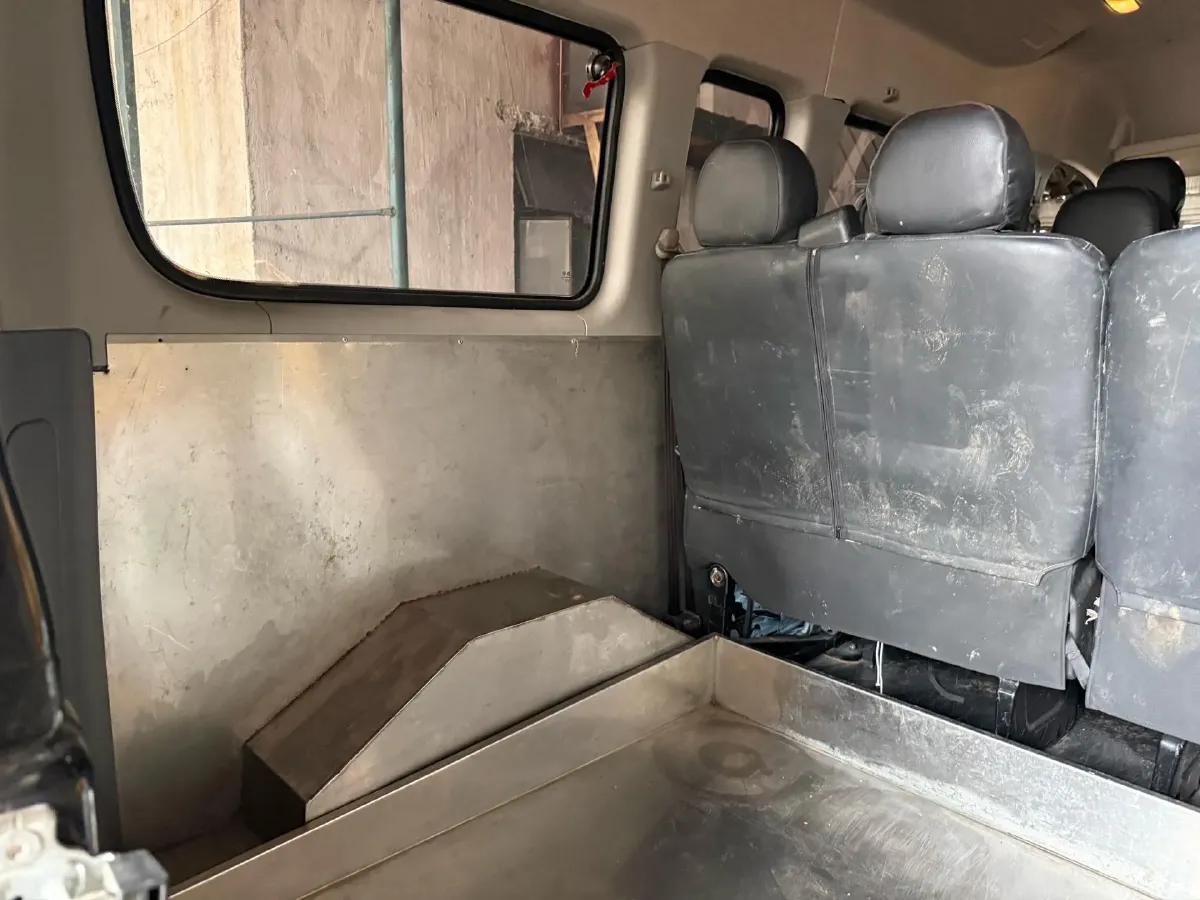 2021 MAXUS XinTu V80 2.0T 127HP L4 6MT,autocango,china used car exporter,china ev exporter,chinese used car exporter,chinese used ev exporter