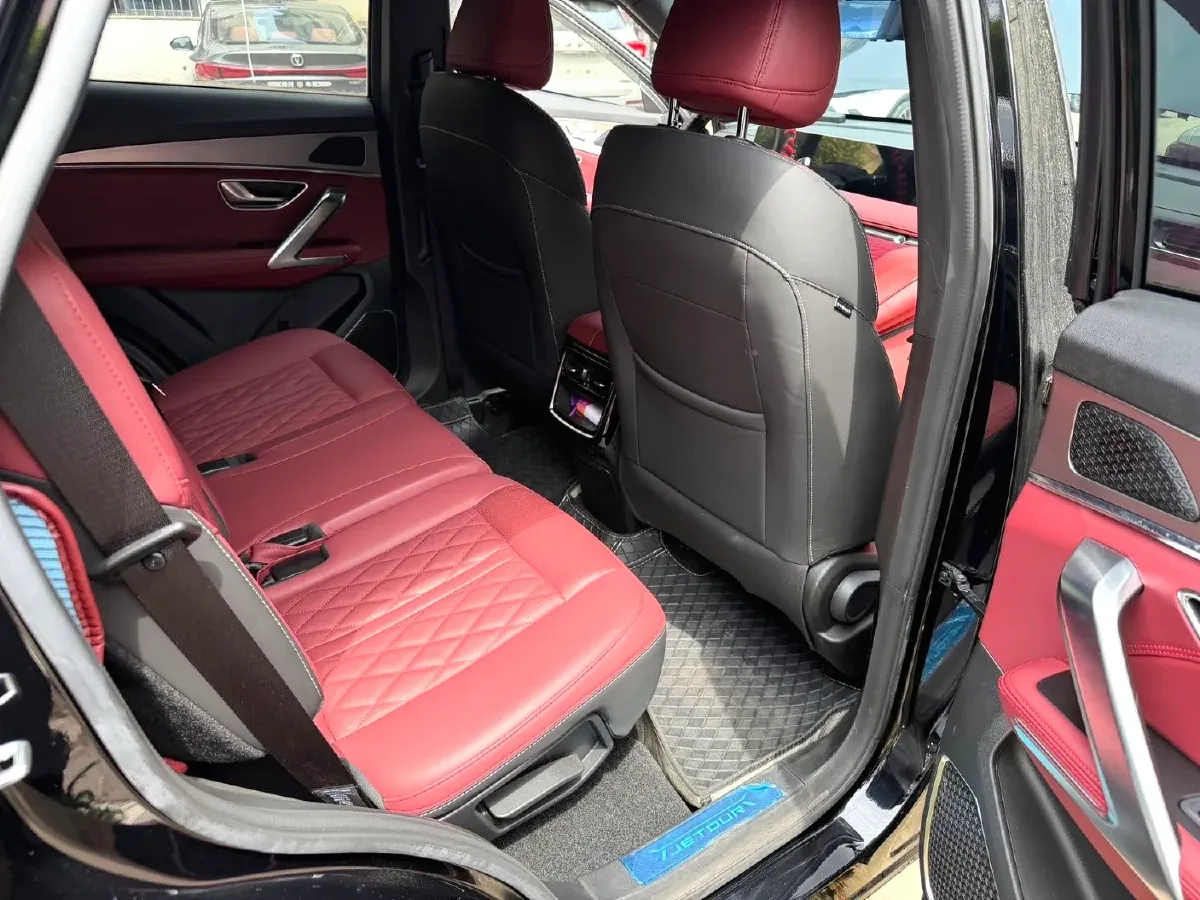 2024 Jetour X70 Plus 1.5T 156HP L4 6DCT,autocango,china used car exporter,china ev exporter,chinese used car exporter,chinese used ev exporter