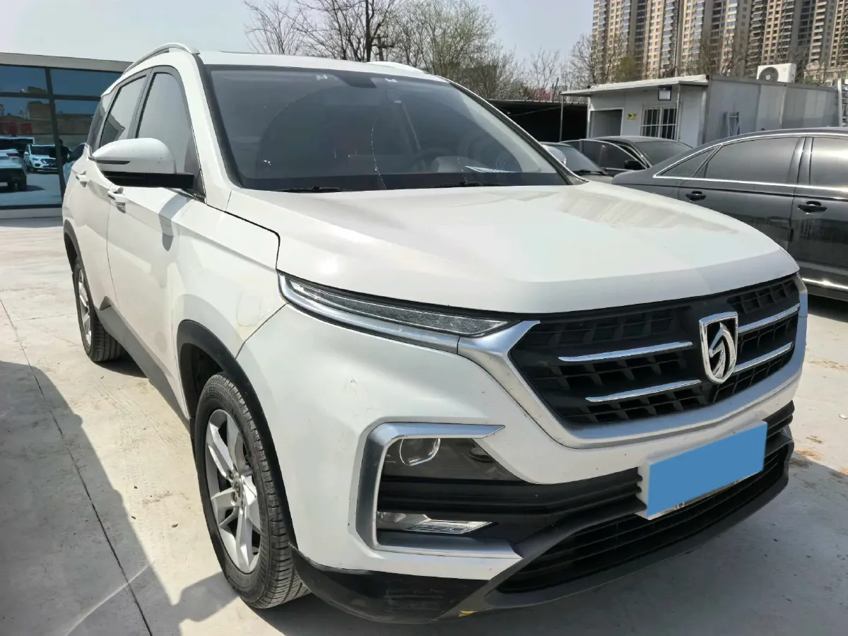 2019 BaoJun 530 1.5T 151HP L4 CVT,autocango,china used car exporter,china ev exporter,chinese used car exporter,chinese used ev exporter