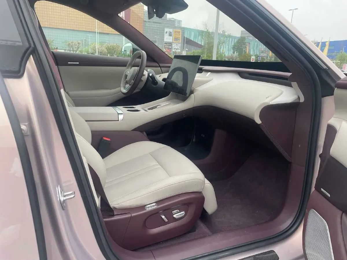 2025 MI YU7 BEV 101.7KWH,autocango,china used car exporter,china ev exporter,chinese used car exporter,chinese used ev exporter