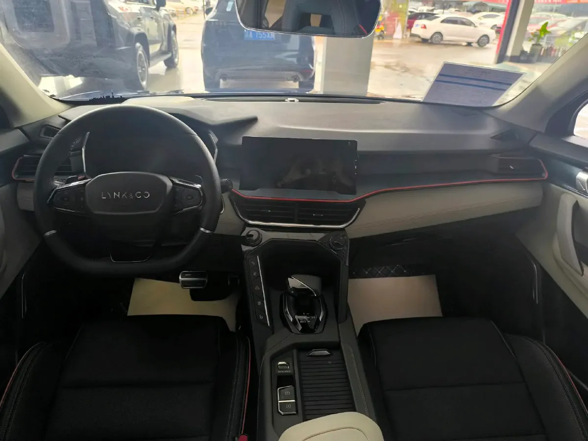 2020 LYNK&CO 06 1.5T 177HP L3 7DCT,autocango,china used car exporter,china ev exporter,chinese used car exporter,chinese used ev exporter