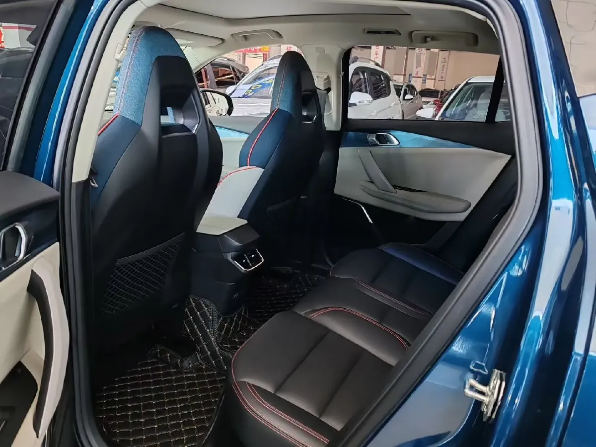 2020 LYNK&CO 06 1.5T 177HP L3 7DCT,autocango,china used car exporter,china ev exporter,chinese used car exporter,chinese used ev exporter