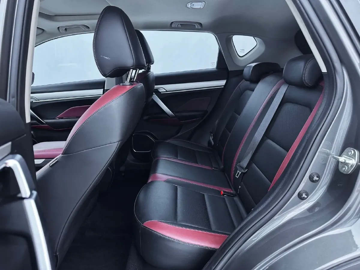 2021 Geely Coolray 1.4T 141HP L4 6DCT,autocango,china used car exporter,china ev exporter,chinese used car exporter,chinese used ev exporter