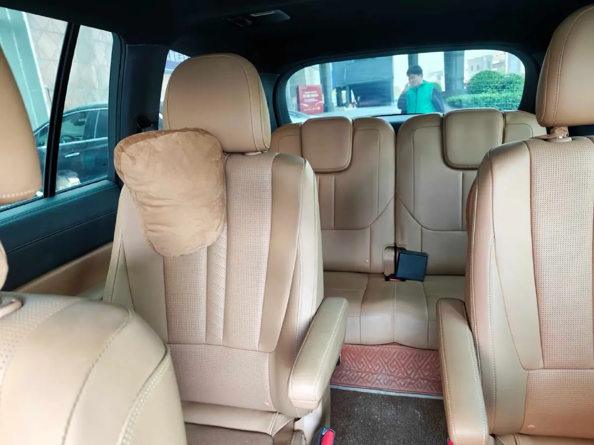 2020 Li ONE Range Extended 131HP REEV 40.5KWH,autocango,china used car exporter,china ev exporter,chinese used car exporter,chinese used ev exporter