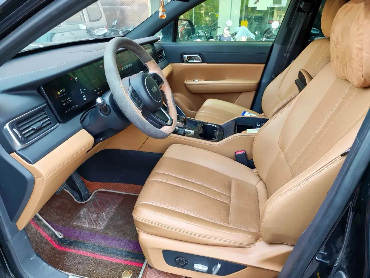 2020 Li ONE Range Extended 131HP REEV 40.5KWH,autocango,china used car exporter,china ev exporter,chinese used car exporter,chinese used ev exporter