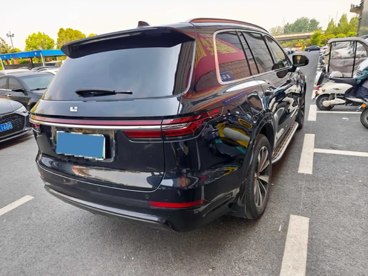 2020 Li ONE Range Extended 131HP REEV 40.5KWH,autocango,china used car exporter,china ev exporter,chinese used car exporter,chinese used ev exporter
