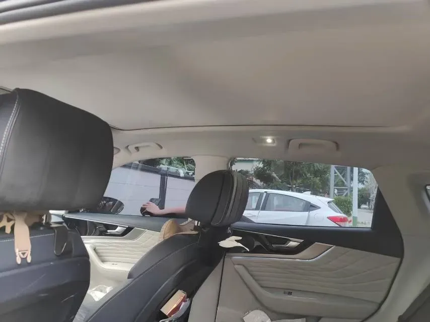 2022 HongQi HS5 2.0T 224HP L4 6AT,autocango,china used car exporter,china ev exporter,chinese used car exporter,chinese used ev exporter