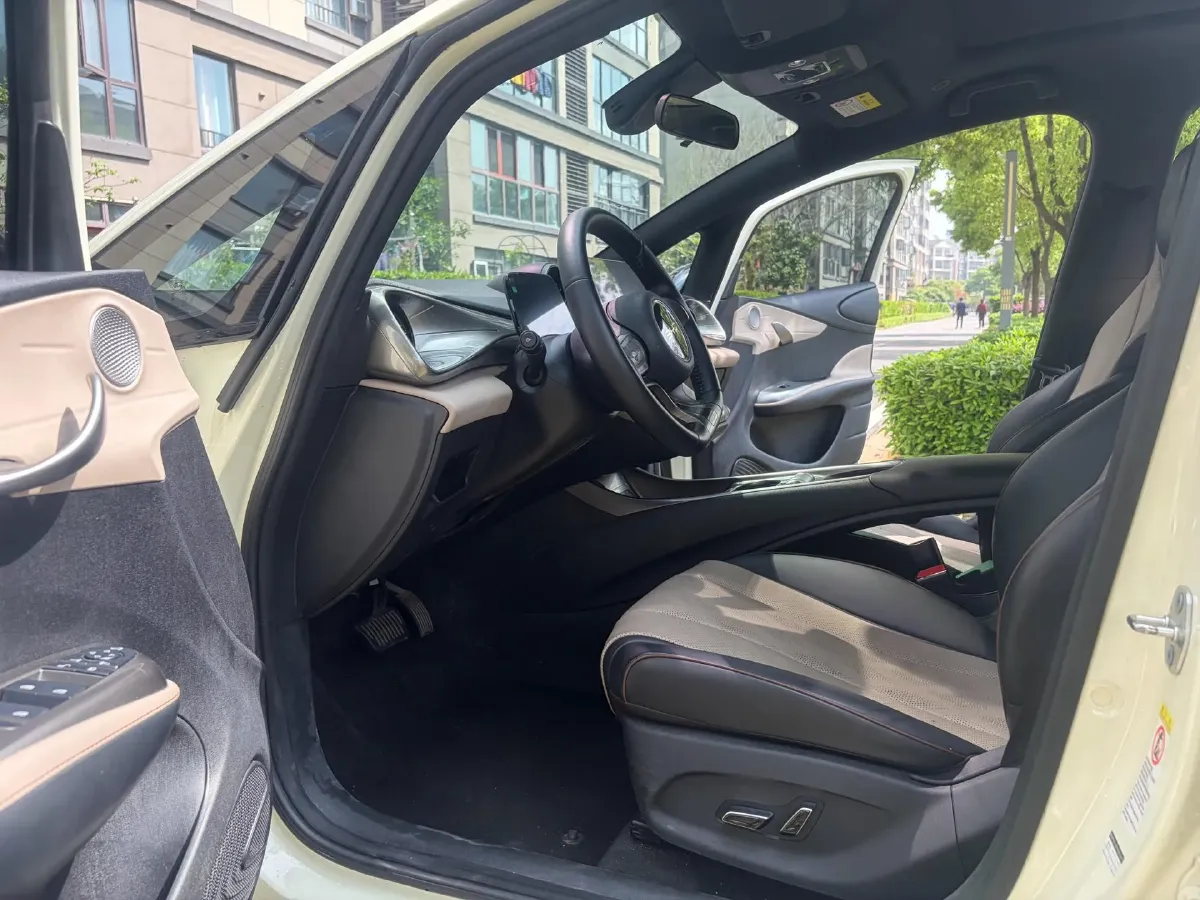 2024 BYD Dolphin BEV 44.928KWH,autocango,china used car exporter,china ev exporter,chinese used car exporter,chinese used ev exporter