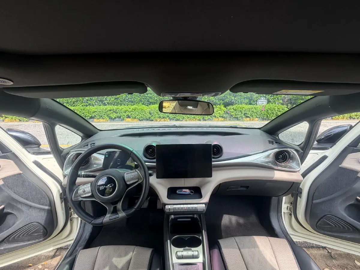 2024 BYD Dolphin BEV 44.928KWH,autocango,china used car exporter,china ev exporter,chinese used car exporter,chinese used ev exporter