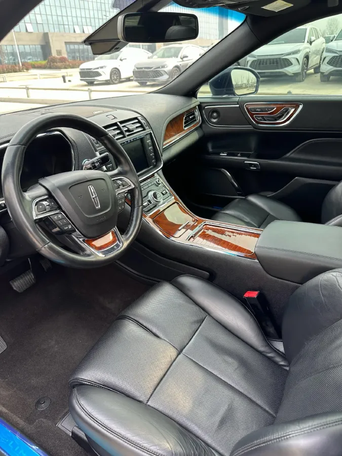 2020 Lincoln Continental 2.0T 241HP L4 6AT,autocango,china used car exporter,china ev exporter,chinese used car exporter,chinese used ev exporter