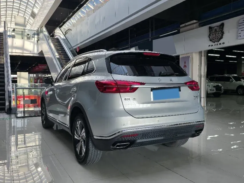 2019 HongQi HS5 2.0T 224HP L4 6AT,autocango,china used car exporter,china ev exporter,chinese used car exporter,chinese used ev exporter