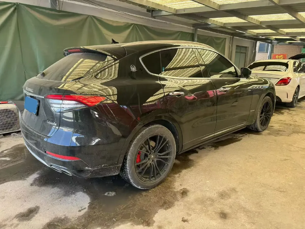 2021 Maserati Levante 3.0T 350HP V6 8AT,autocango,china used car exporter,china ev exporter,chinese used car exporter,chinese used ev exporter