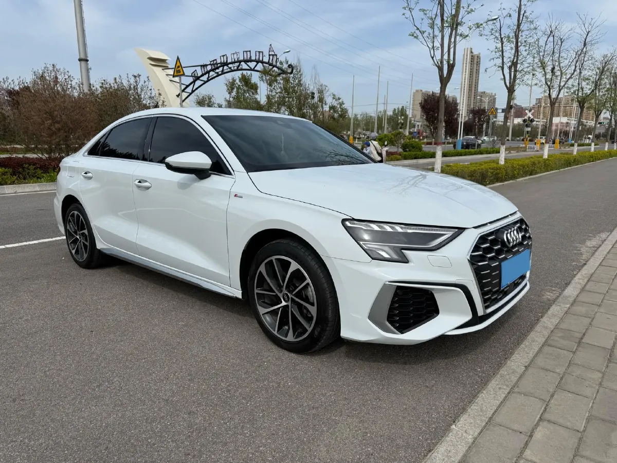 2022 Audi A3 1.4T 150HP L4 7DCT,autocango,china used car exporter,china ev exporter,chinese used car exporter,chinese used ev exporter