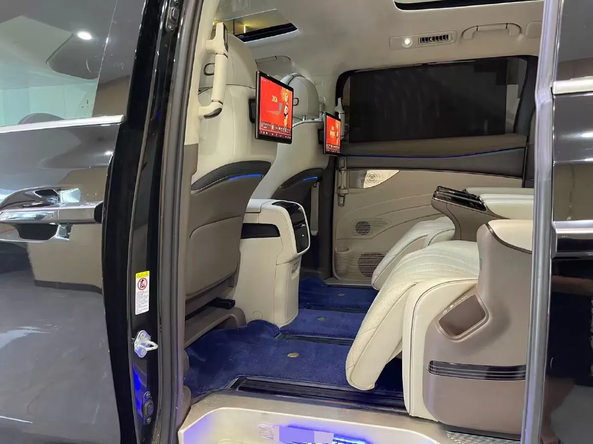 2022 Mercedes-Benz GLC Class 2.0T 197HP L4 9AT,autocango,china used car exporter,china ev exporter,chinese used car exporter,chinese used ev exporter