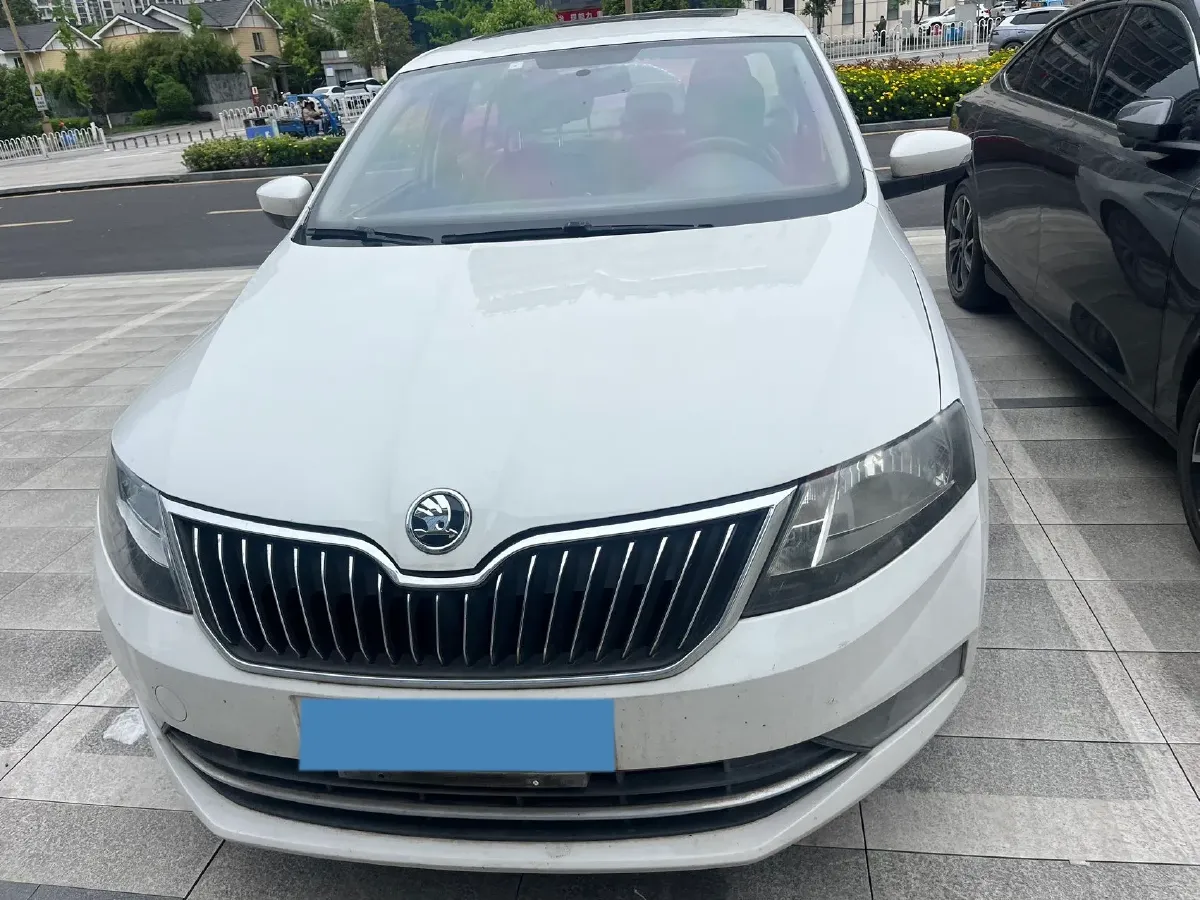 2018 Skoda Rapid 1.6L 110HP L4 6AT,autocango,china used car exporter,china ev exporter,chinese used car exporter,chinese used ev exporter