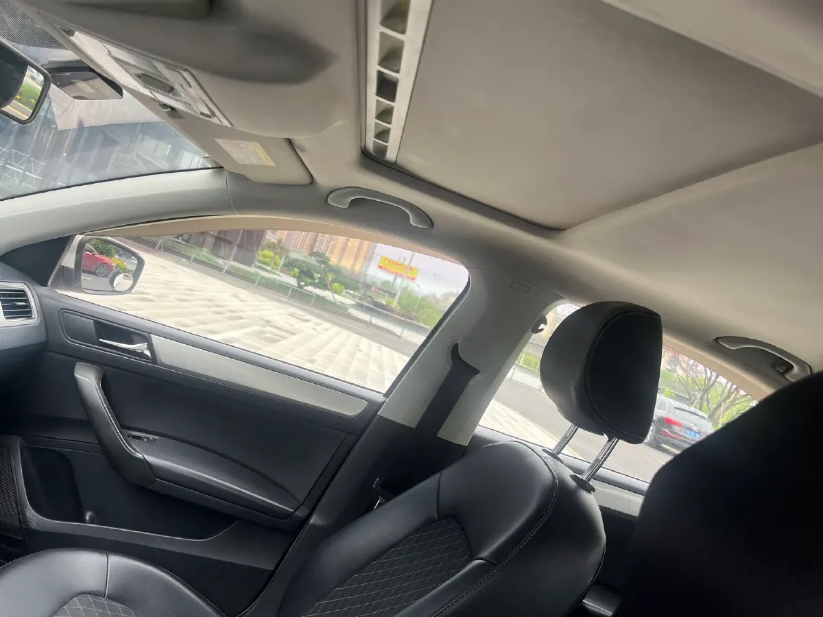 2018 Skoda Rapid 1.6L 110HP L4 6AT,autocango,china used car exporter,china ev exporter,chinese used car exporter,chinese used ev exporter