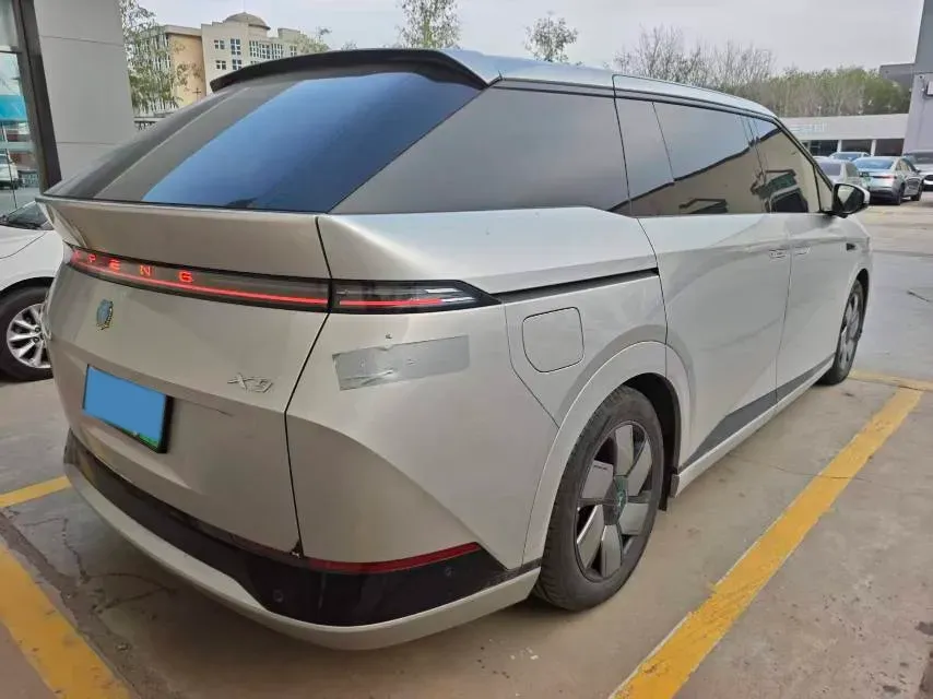 2024 Xpeng X9 BEV 101.5KWH,autocango,china used car exporter,china ev exporter,chinese used car exporter,chinese used ev exporter