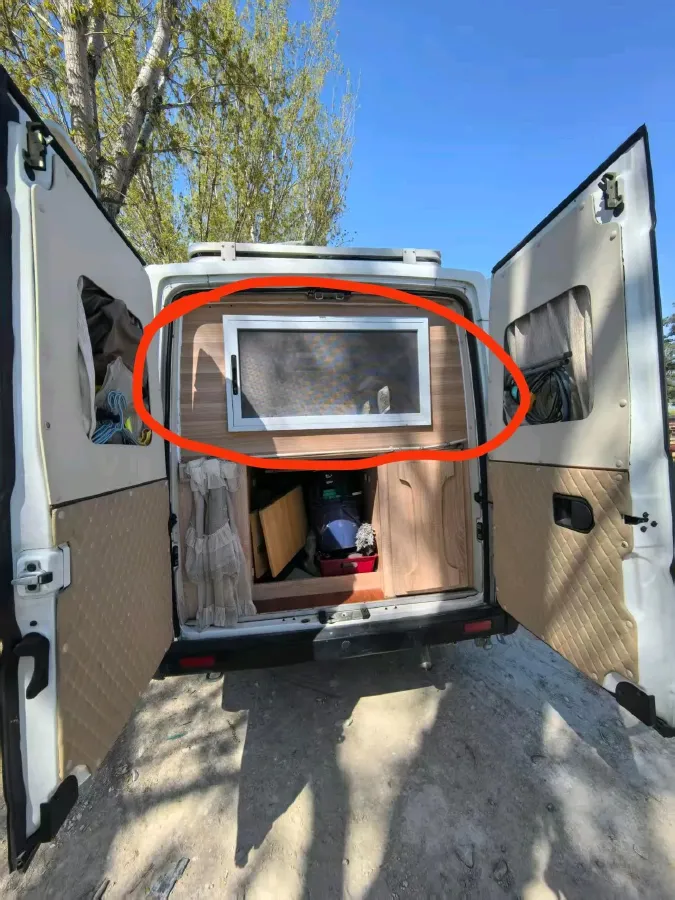 2008 BMW 1 Series 3.0L 265HP L6 6AT,autocango,china used car exporter,china ev exporter,chinese used car exporter,chinese used ev exporter