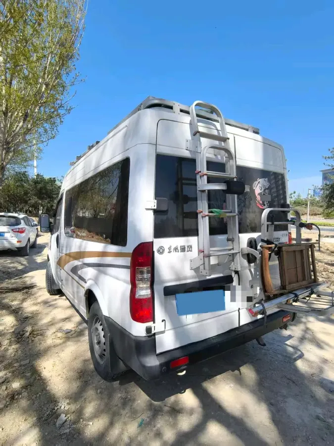 2008 BMW 1 Series 3.0L 265HP L6 6AT,autocango,china used car exporter,china ev exporter,chinese used car exporter,chinese used ev exporter