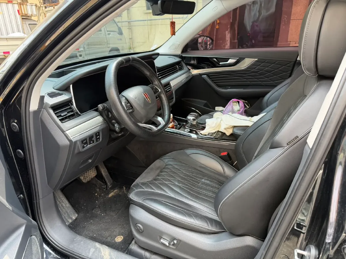 2022 HongQi HS5 2.0T 224HP L4 6AT,autocango,china used car exporter,china ev exporter,chinese used car exporter,chinese used ev exporter