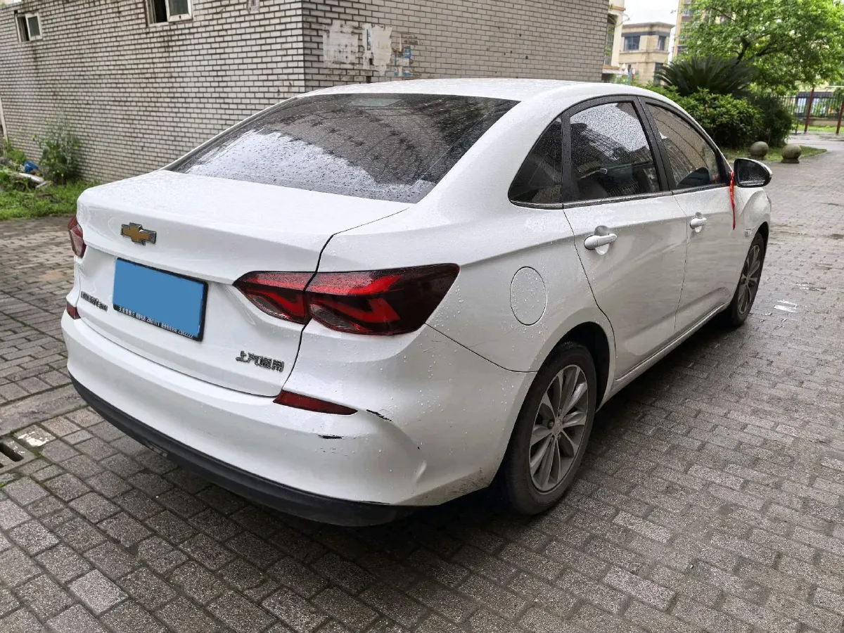 2021 Chevrolet Monza 1.5L 113HP L4 6AT,autocango,china used car exporter,china ev exporter,chinese used car exporter,chinese used ev exporter