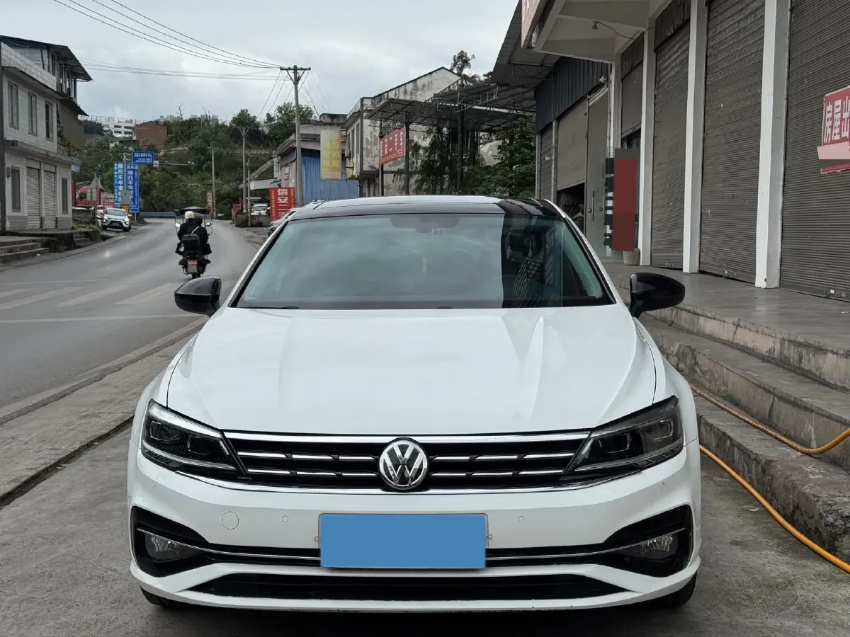 2019 Volkswagen Tayron 2.0T 186HP L4 7DCT,autocango,china used car exporter,china ev exporter,chinese used car exporter,chinese used ev exporter