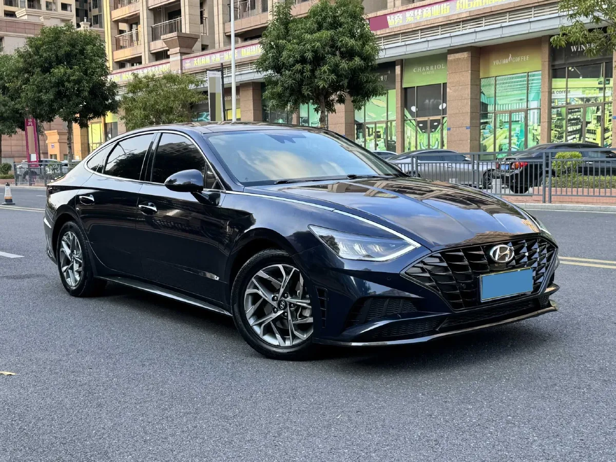 2020 Hyundai Sonata 1.5T 170HP L4 7DCT,autocango,china used car exporter,china ev exporter,chinese used car exporter,chinese used ev exporter