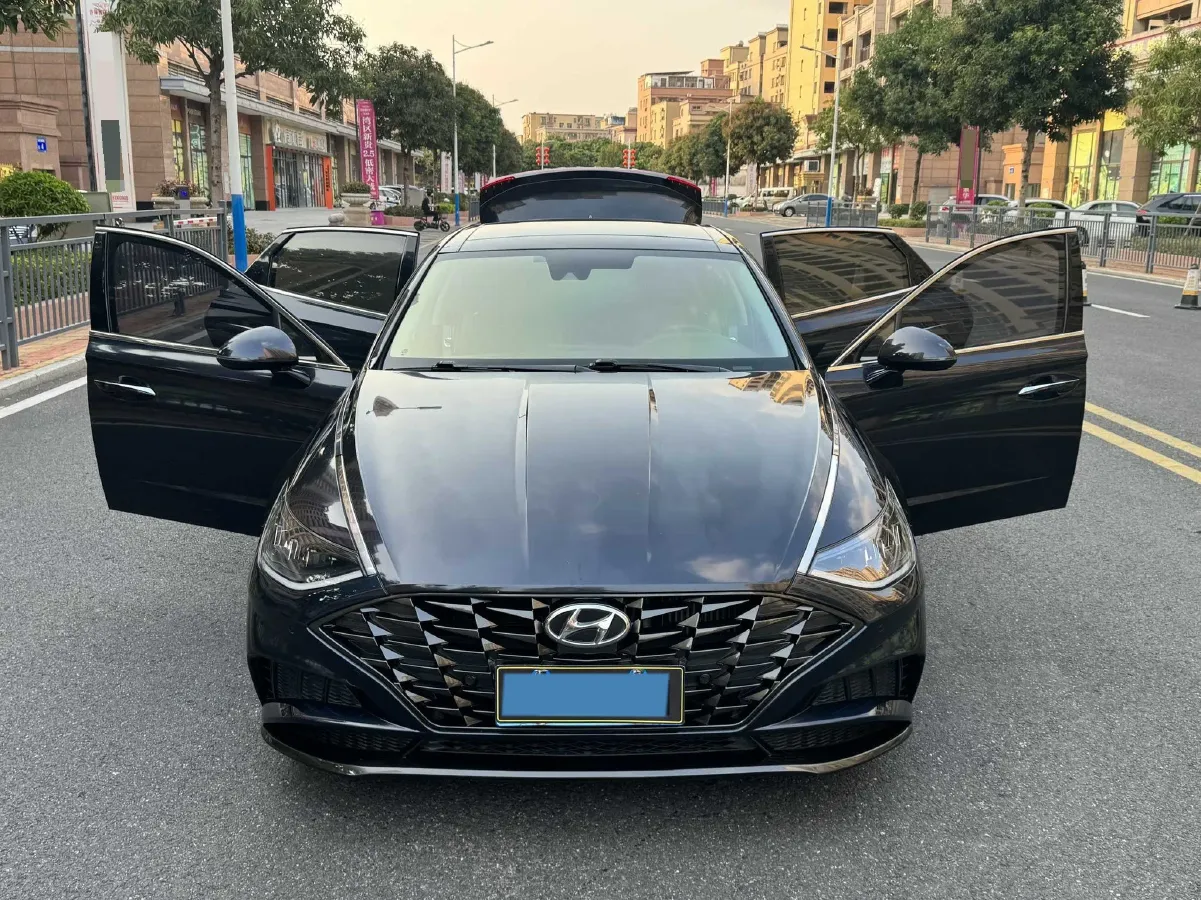 2020 Hyundai Sonata 1.5T 170HP L4 7DCT,autocango,china used car exporter,china ev exporter,chinese used car exporter,chinese used ev exporter
