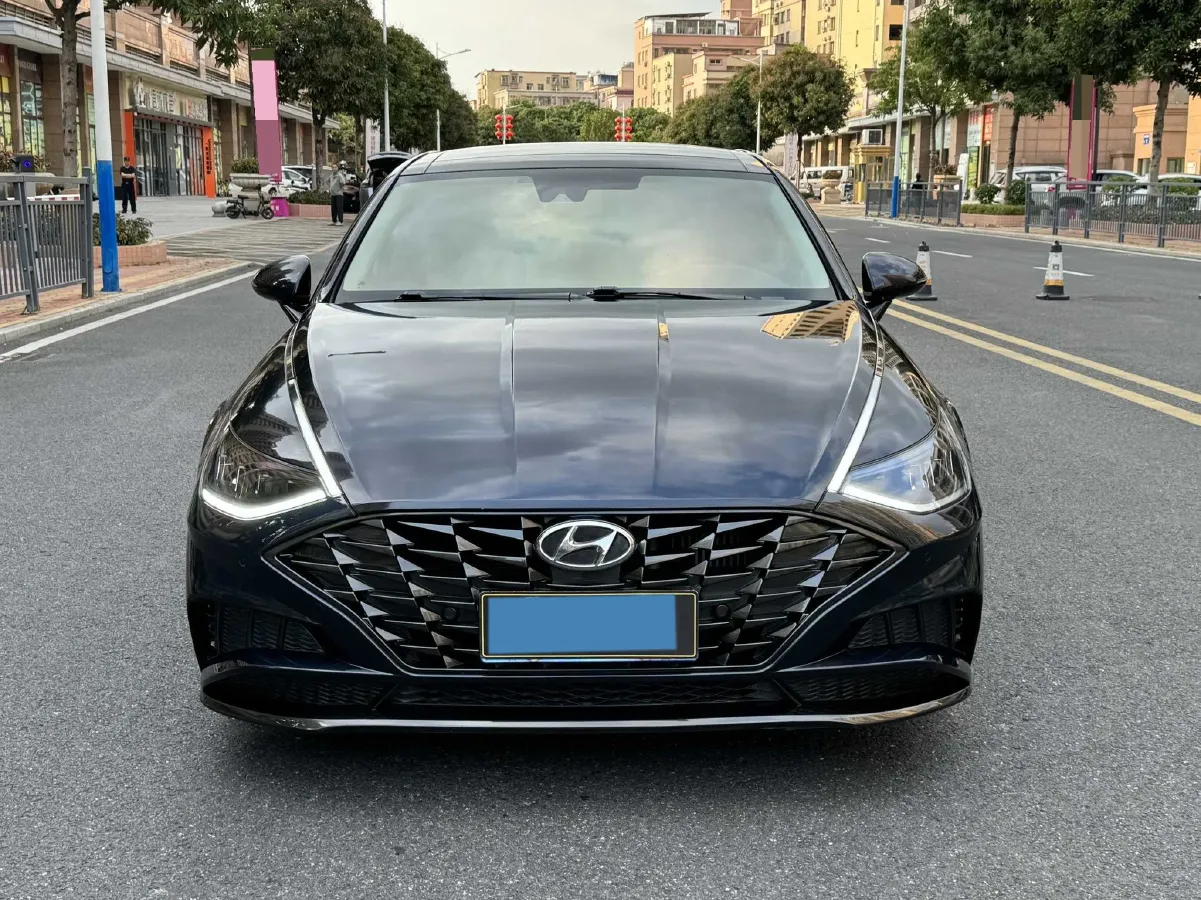 2020 Hyundai Sonata 1.5T 170HP L4 7DCT,autocango,china used car exporter,china ev exporter,chinese used car exporter,chinese used ev exporter