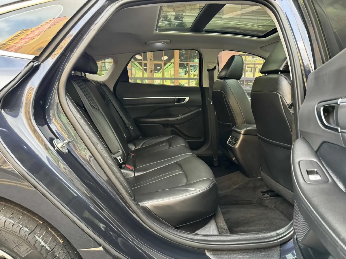 2020 Hyundai Sonata 1.5T 170HP L4 7DCT,autocango,china used car exporter,china ev exporter,chinese used car exporter,chinese used ev exporter