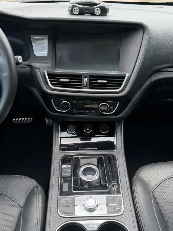 2016 Zotye T600 2.0T 190HP L4 6DCT,autocango,china used car exporter,china ev exporter,chinese used car exporter,chinese used ev exporter