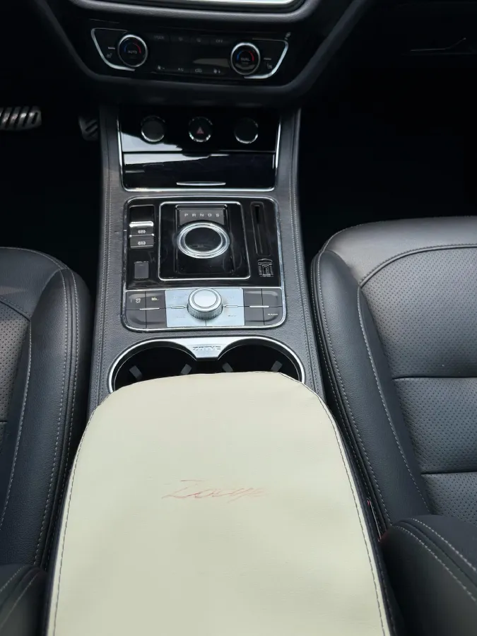 2016 Zotye T600 2.0T 190HP L4 6DCT,autocango,china used car exporter,china ev exporter,chinese used car exporter,chinese used ev exporter