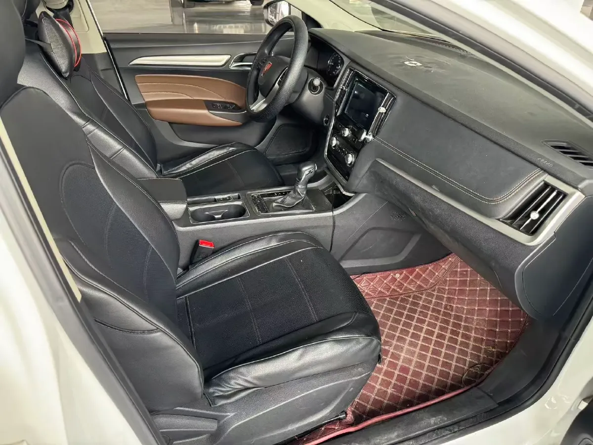 2020 Roewe i6 1.6L 125HP L4 CVT,autocango,china used car exporter,china ev exporter,chinese used car exporter,chinese used ev exporter