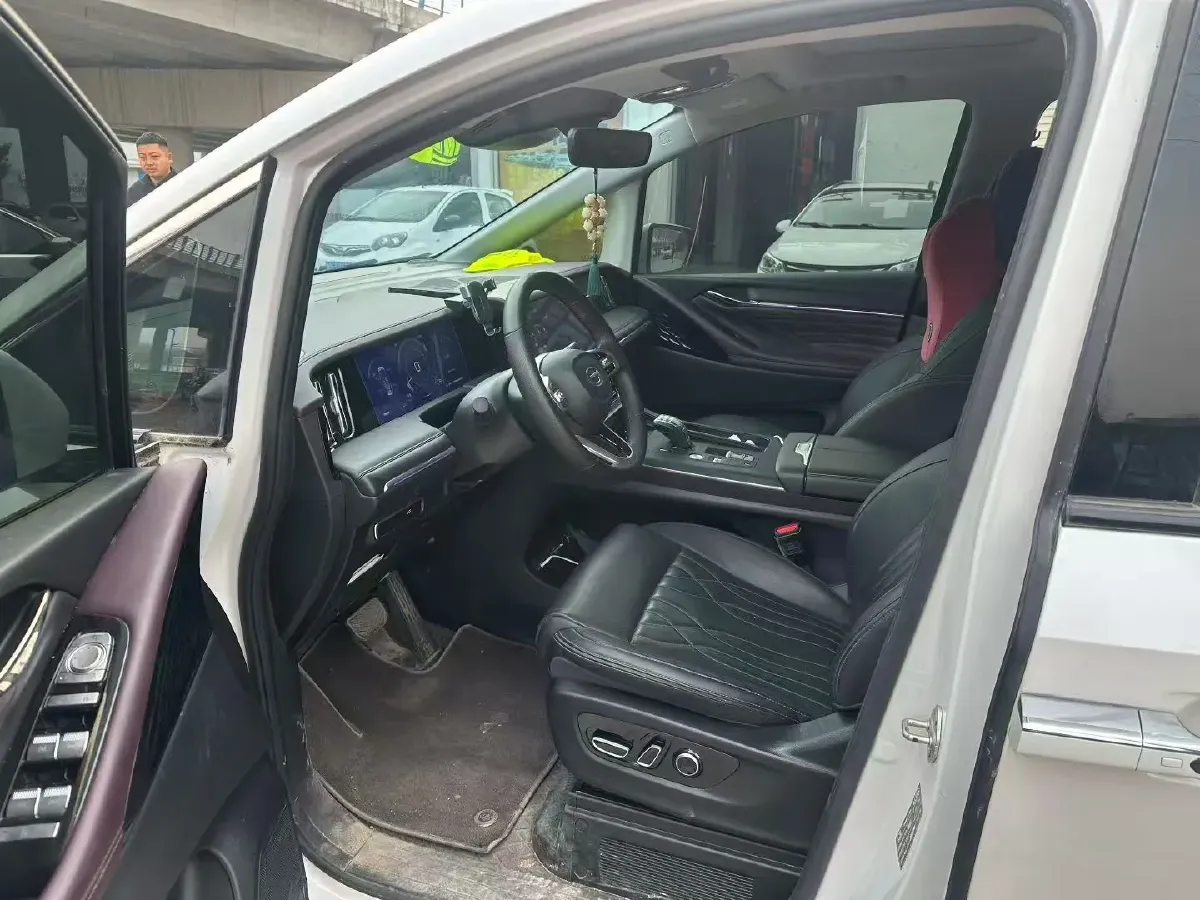 2023 GAC Trumpchi M8 2.0T 252HP L4 8AT,autocango,china used car exporter,china ev exporter,chinese used car exporter,chinese used ev exporter