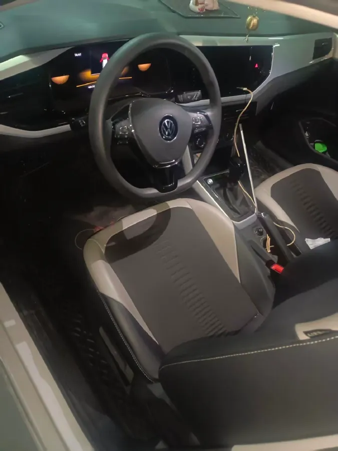 2023 Volkswagen Polo 1.5L 113HP L4 6AT,autocango,china used car exporter,china ev exporter,chinese used car exporter,chinese used ev exporter