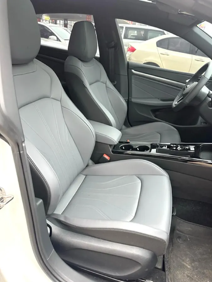 2026 Volkswagen Lamando 1.5T 160HP L4 7DCT,autocango,china used car exporter,china ev exporter,chinese used car exporter,chinese used ev exporter