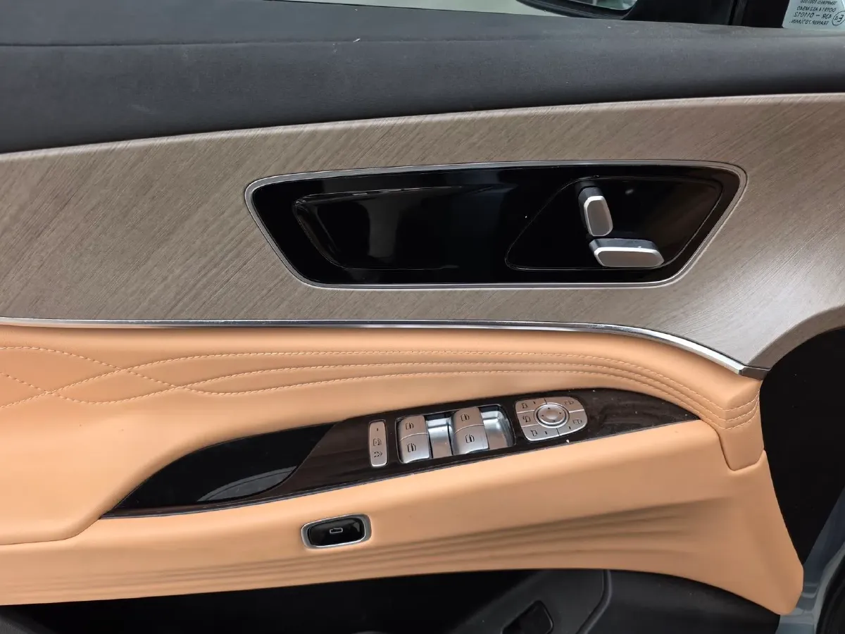 2023 Chery Tiggo 9 2.0T 261HP L4 7DCT,autocango,china used car exporter,china ev exporter,chinese used car exporter,chinese used ev exporter