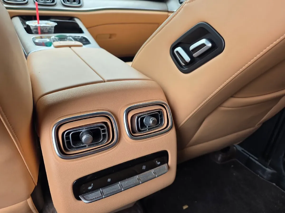 2023 Chery Tiggo 9 2.0T 261HP L4 7DCT,autocango,china used car exporter,china ev exporter,chinese used car exporter,chinese used ev exporter