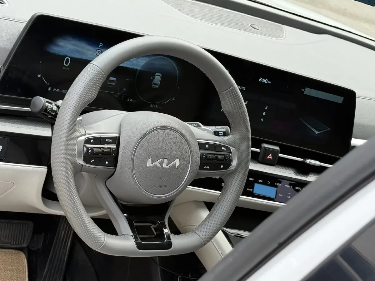 2023 Kia Sportage 1.5T 200HP L4 8AT,autocango,china used car exporter,china ev exporter,chinese used car exporter,chinese used ev exporter